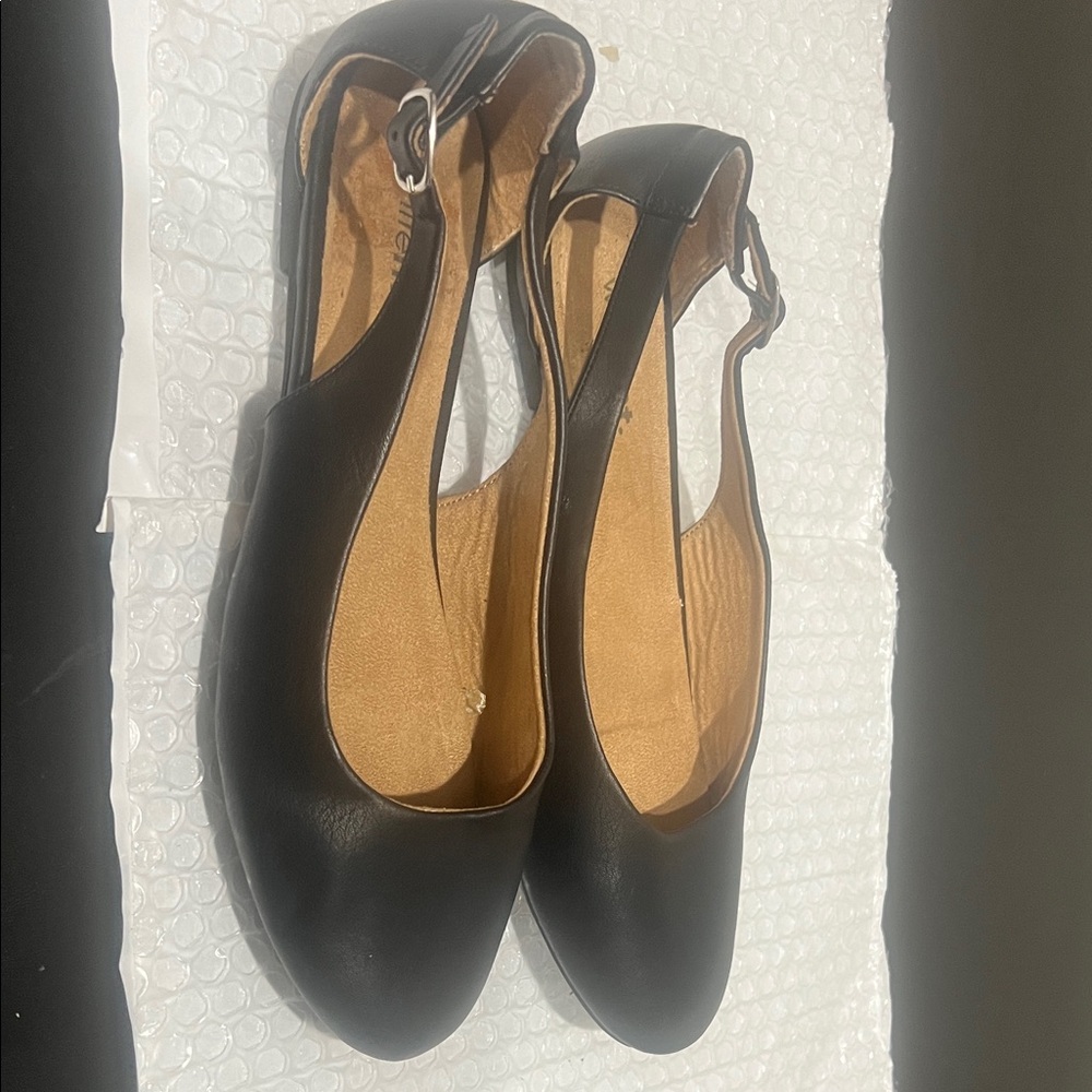 white Mt.  Black Women's Flats